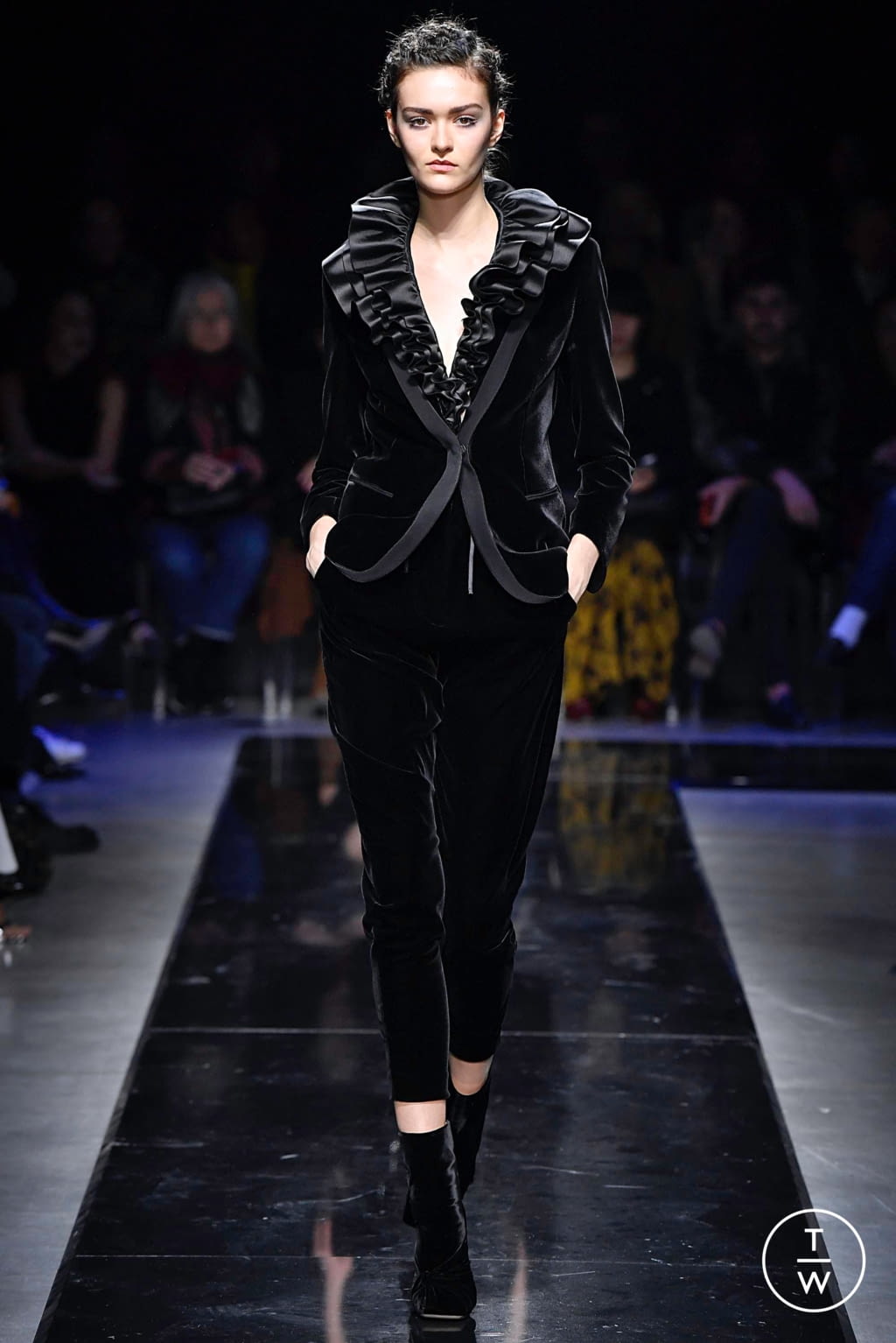 Fashion Week Milan Fall/Winter 2019 look 69 from the Giorgio Armani collection womenswear