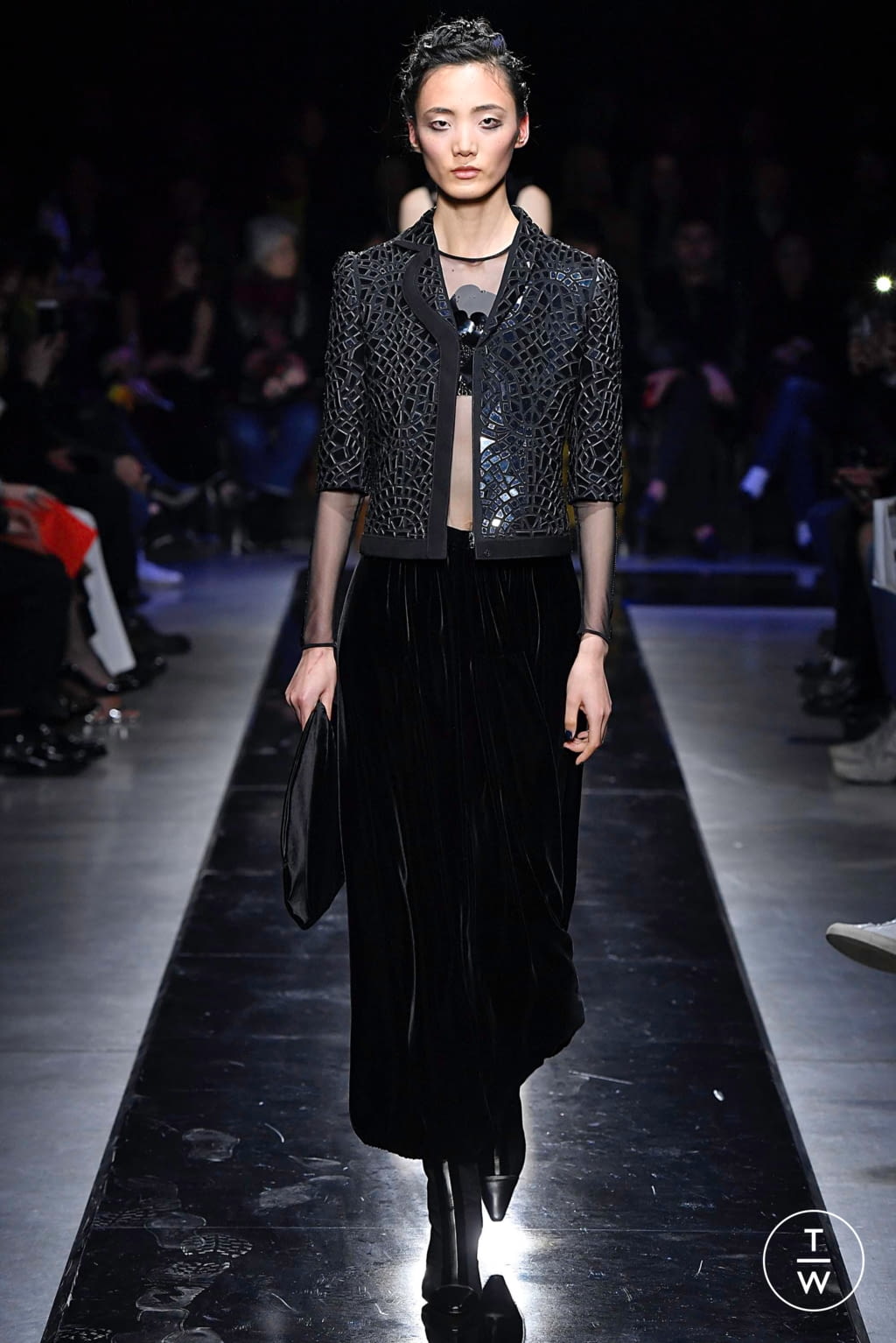 Fashion Week Milan Fall/Winter 2019 look 97 from the Giorgio Armani collection womenswear