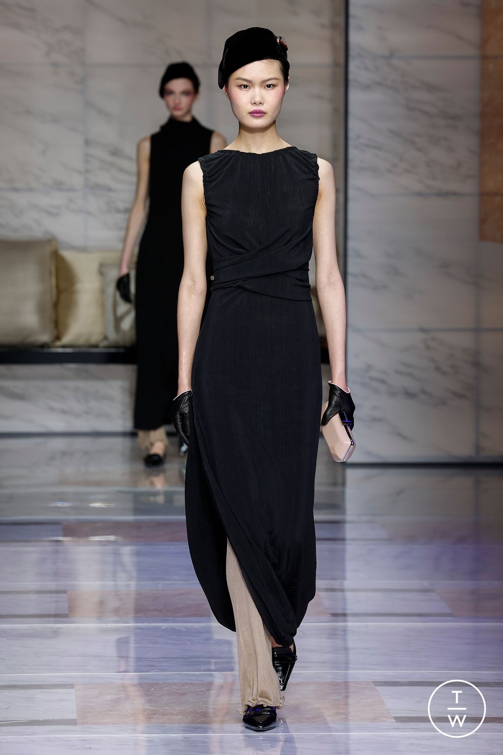 Fashion Week Milan Fall/Winter 2023 look 26 from the Giorgio Armani collection womenswear