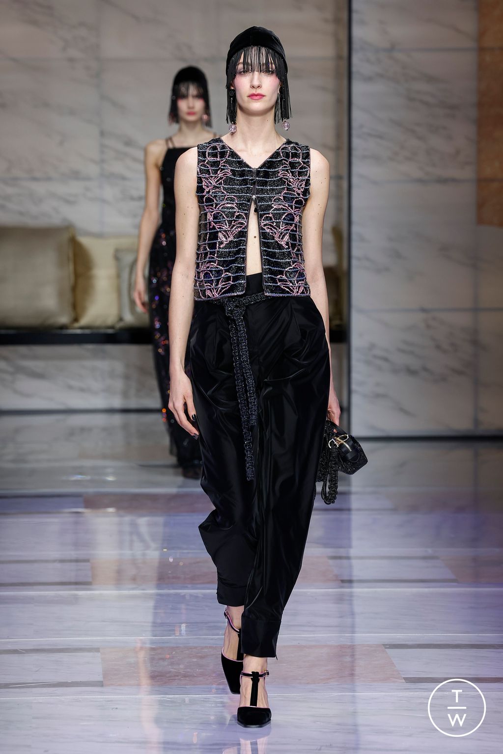 Fashion Week Milan Fall/Winter 2023 look 70 from the Giorgio Armani collection womenswear