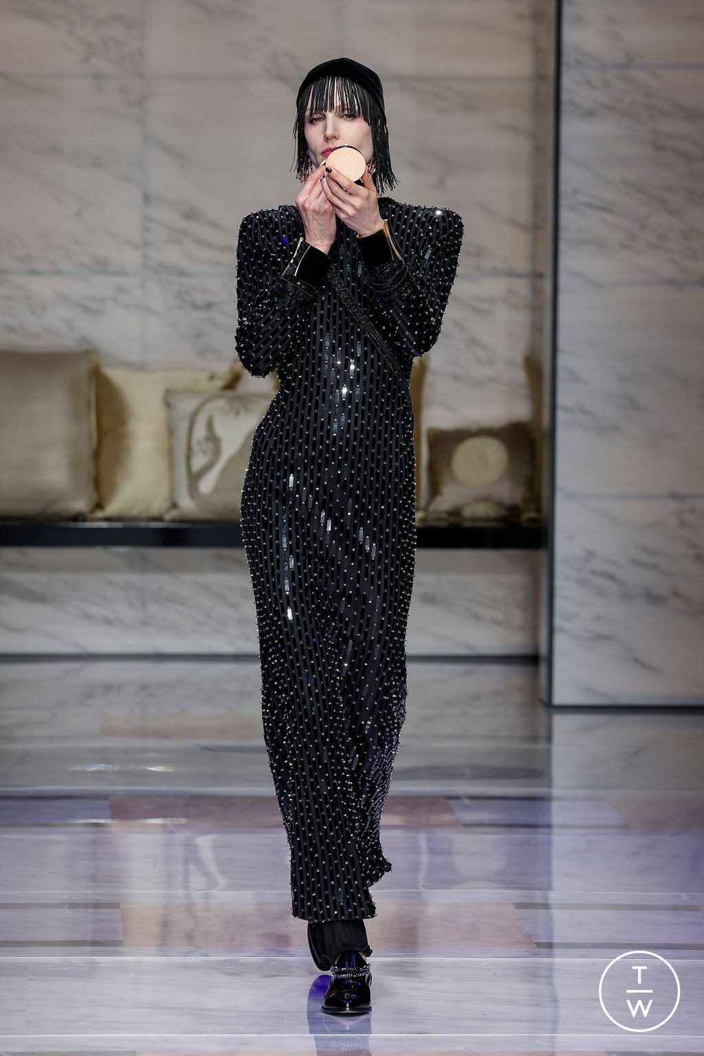 Fashion Week Milan Fall/Winter 2023 look 74 from the Giorgio Armani collection 女装