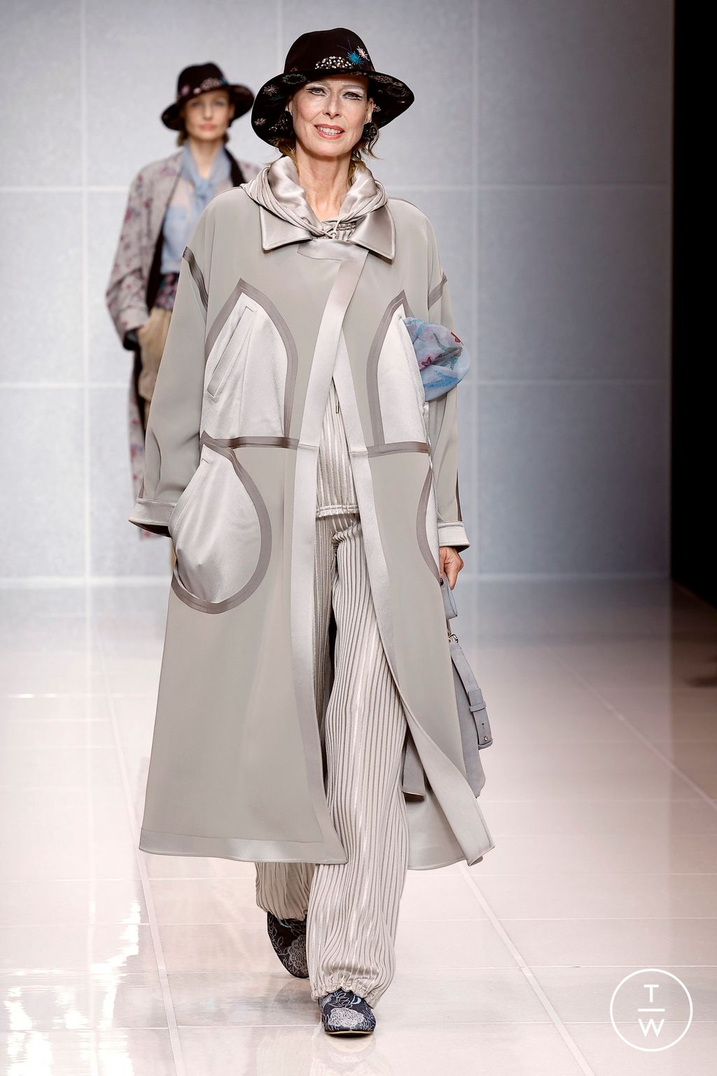 Fashion Week Milan Fall/Winter 2024 look 1 from the Giorgio Armani collection womenswear