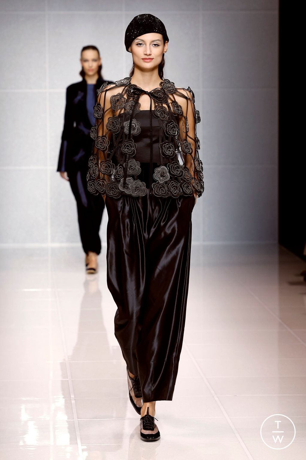 Fashion Week Milan Fall/Winter 2024 look 49 from the Giorgio Armani collection womenswear