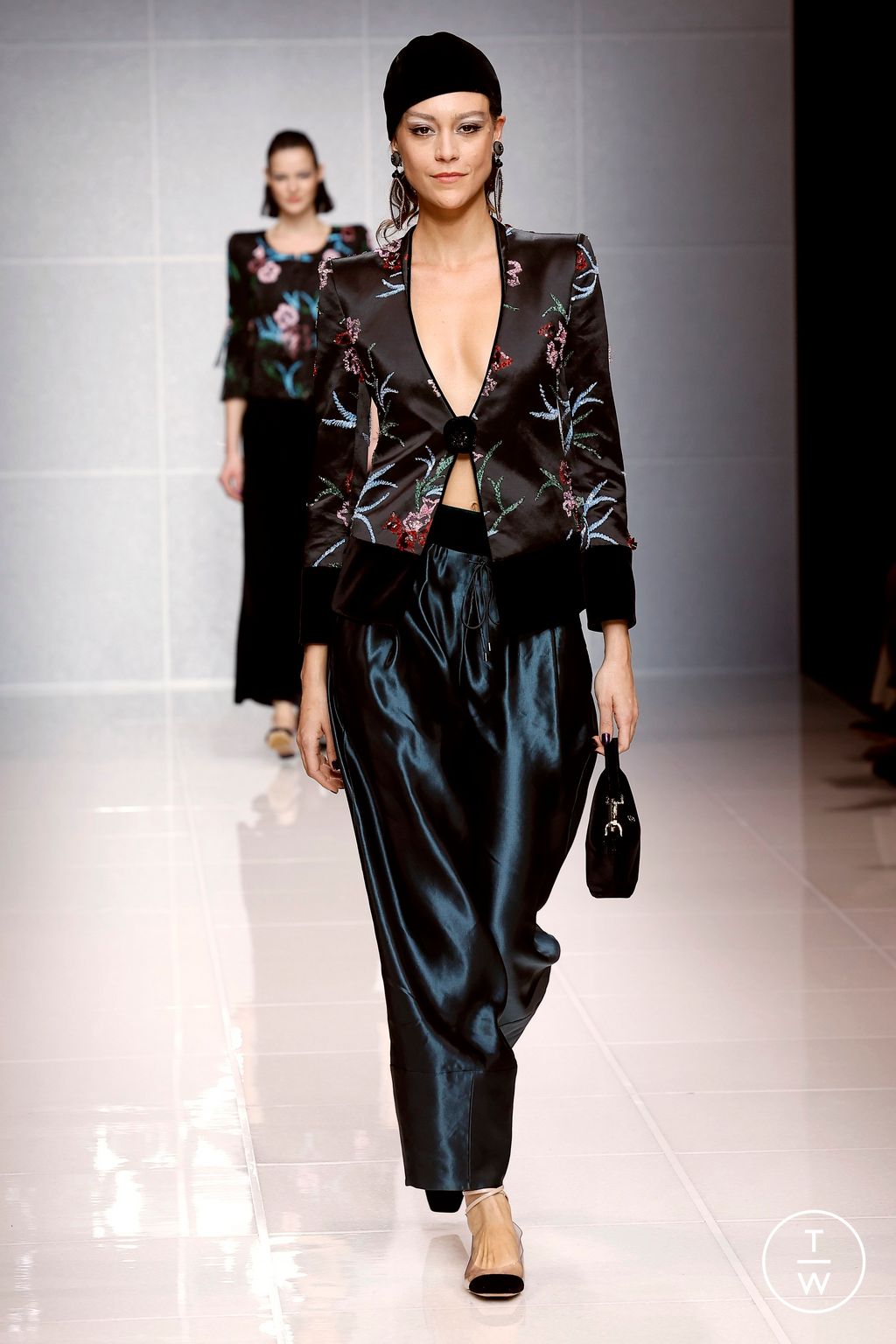 Fashion Week Milan Fall/Winter 2024 look 67 from the Giorgio Armani collection 女装