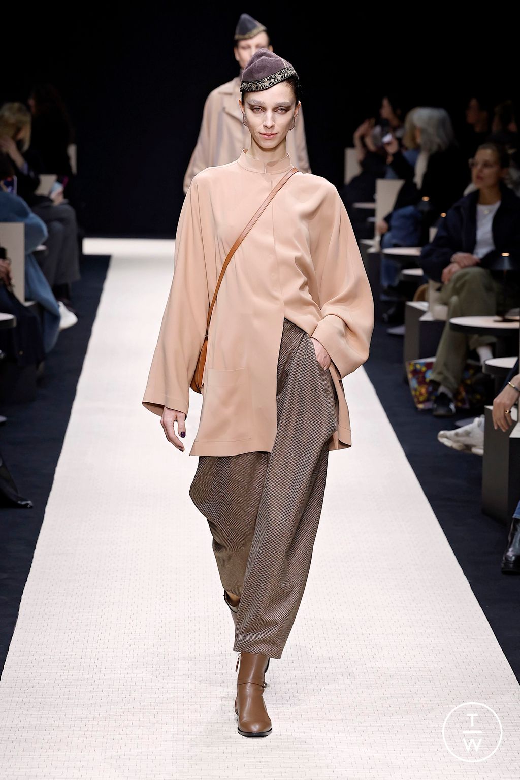 Fashion Week Milan Fall/Winter 2025 look 4 from the Giorgio Armani collection womenswear