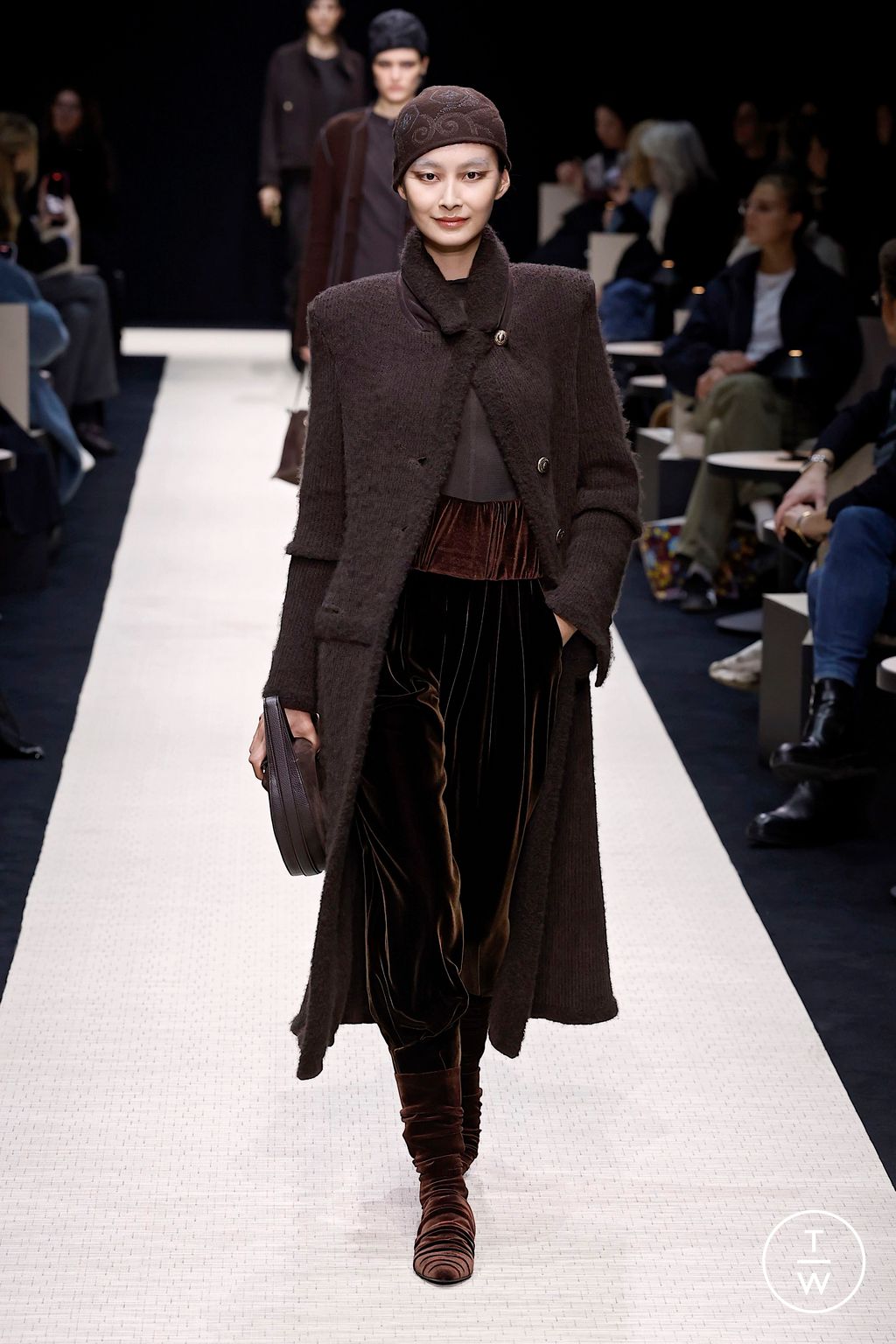 Fashion Week Milan Fall/Winter 2025 look 22 from the Giorgio Armani collection womenswear