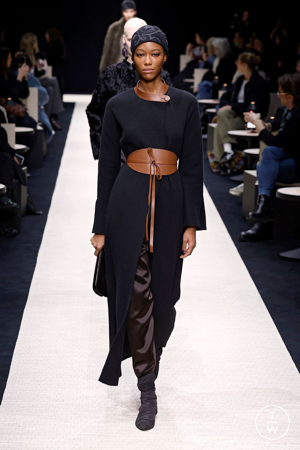 Fashion Week Milan Fall/Winter 2025 look 27 from the Giorgio Armani collection womenswear
