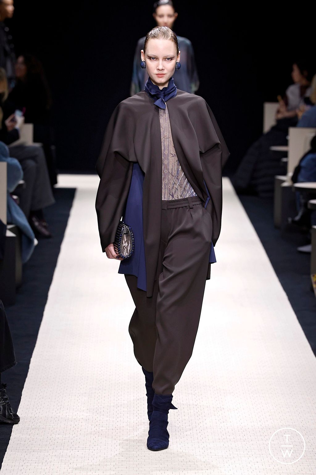 Fashion Week Milan Fall/Winter 2025 look 39 from the Giorgio Armani collection womenswear