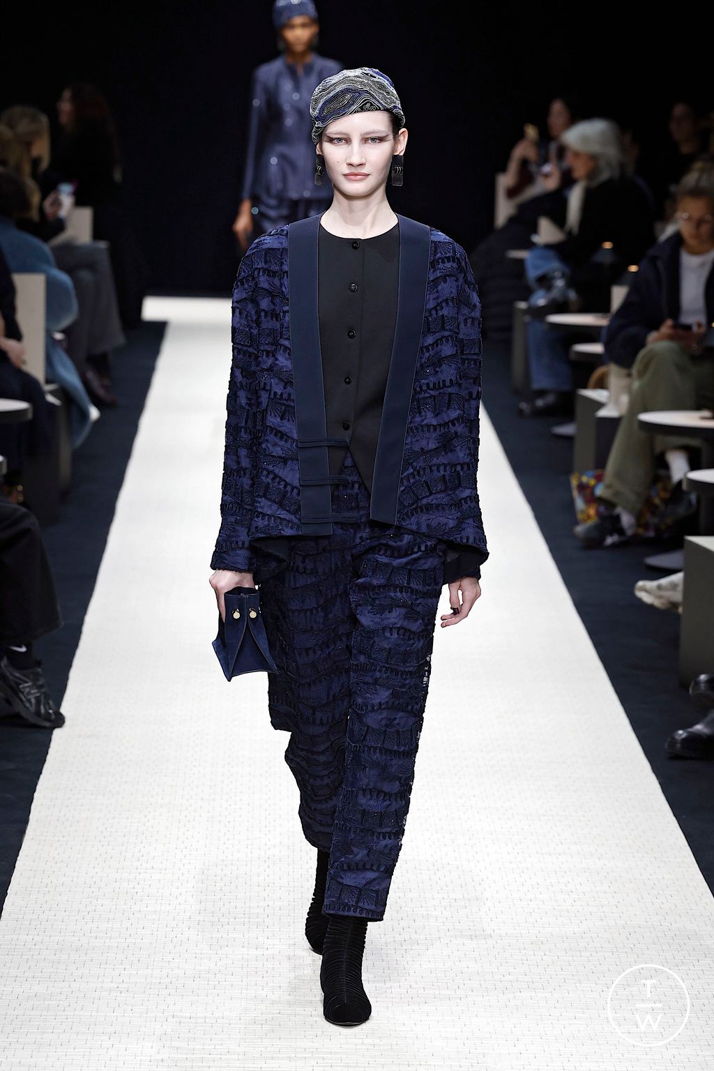 Fashion Week Milan Fall/Winter 2025 look 56 from the Giorgio Armani collection womenswear