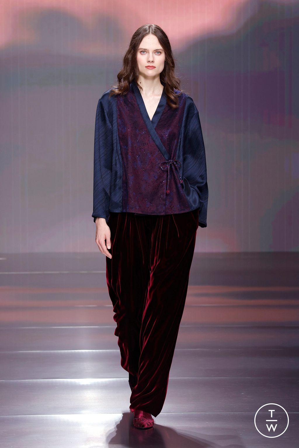 Fashion Week Milan Fall/Winter 2026 look 42 from the Giorgio Armani collection womenswear