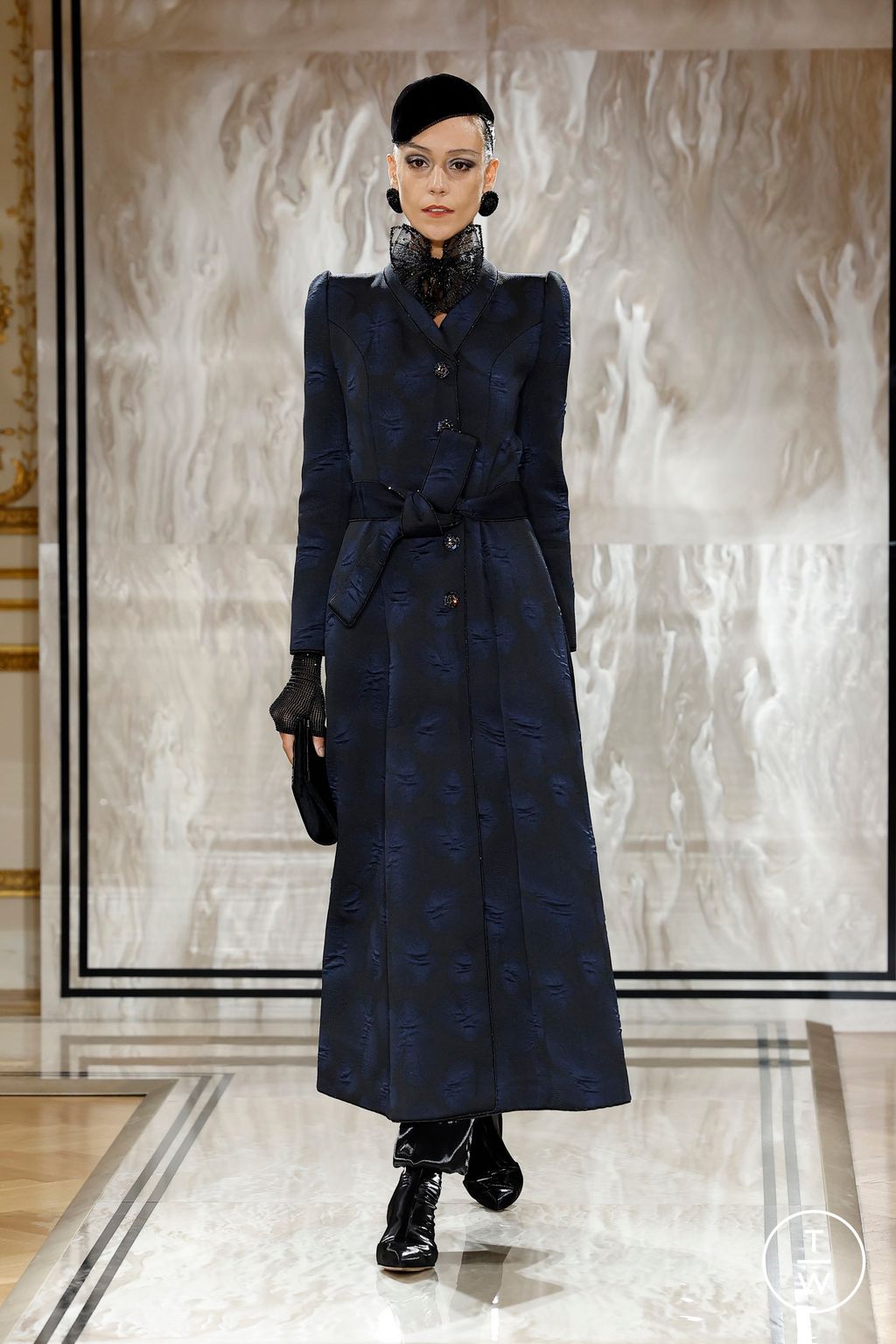 Fashion Week Paris Fall/Winter 2025 look 5 from the Giorgio Armani collection couture