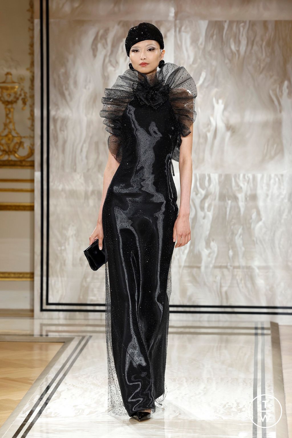 Fashion Week Paris Fall/Winter 2025 look 59 from the Giorgio Armani collection couture