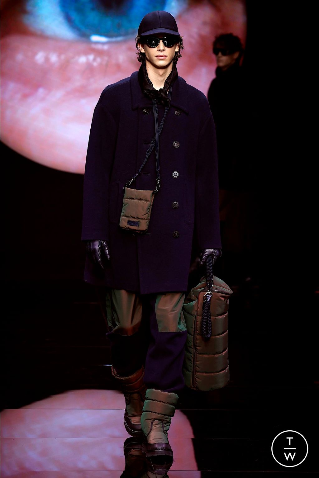 Fashion Week Milan Fall/Winter 2024 look 42 de la collection Giorgio Armani menswear