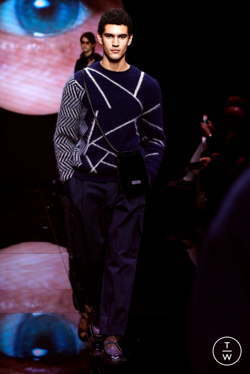 Fashion Week Milan Fall/Winter 2024 look 45 de la collection Giorgio Armani menswear