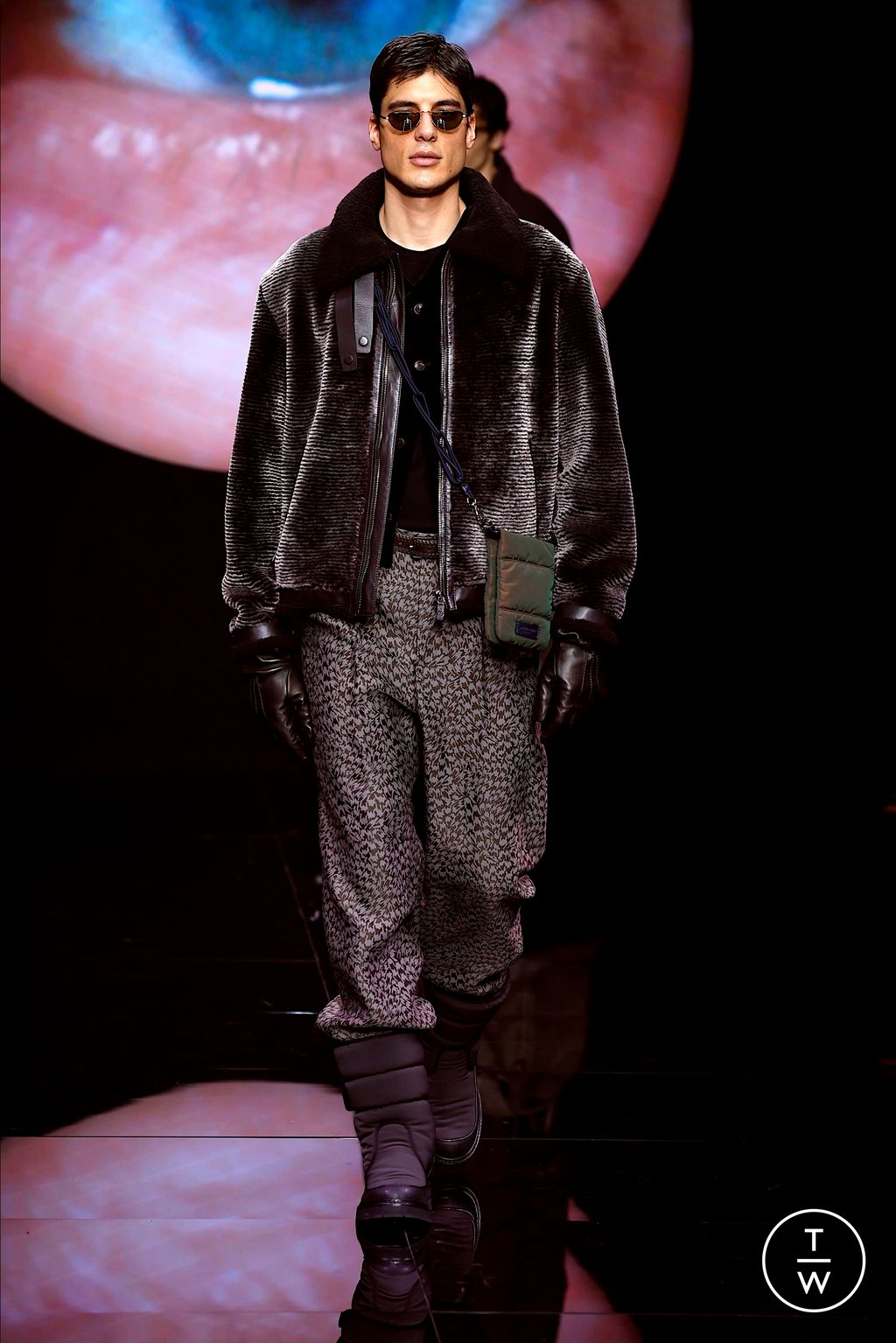 Fashion Week Milan Fall/Winter 2024 look 68 from the Giorgio Armani collection menswear