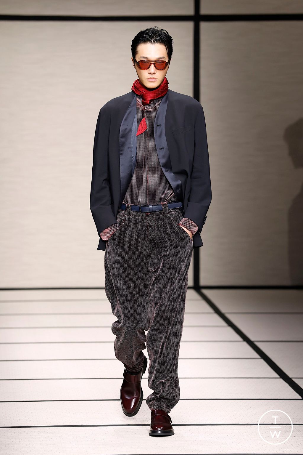 Fashion Week Milan Fall/Winter 2025 look 54 from the Giorgio Armani collection menswear