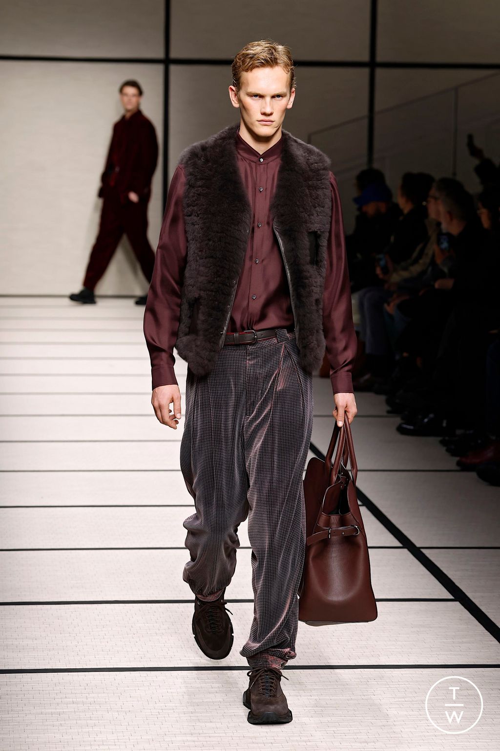 Fashion Week Milan Fall/Winter 2025 look 56 from the Giorgio Armani collection menswear