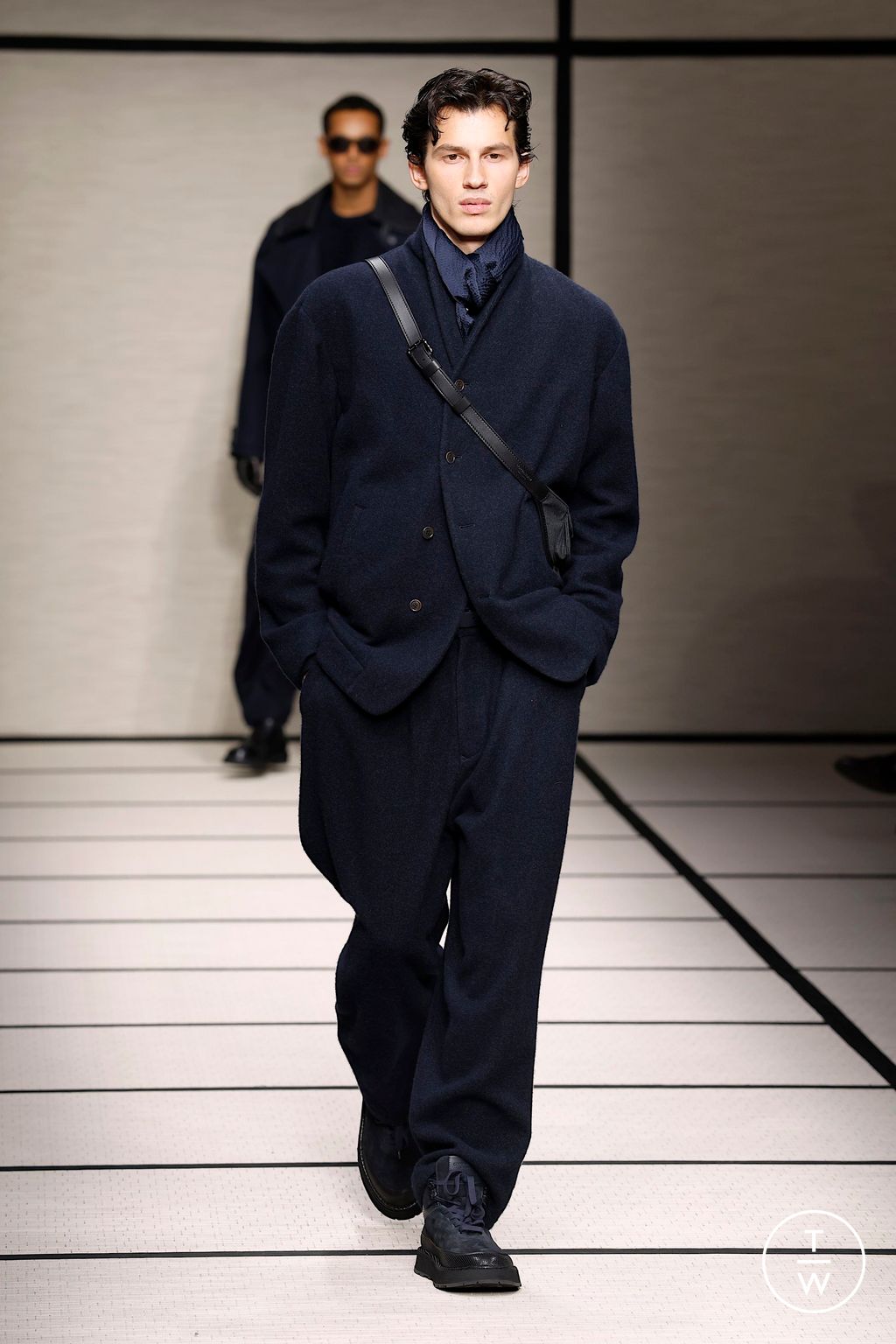 Fashion Week Milan Fall/Winter 2025 look 69 de la collection Giorgio Armani menswear