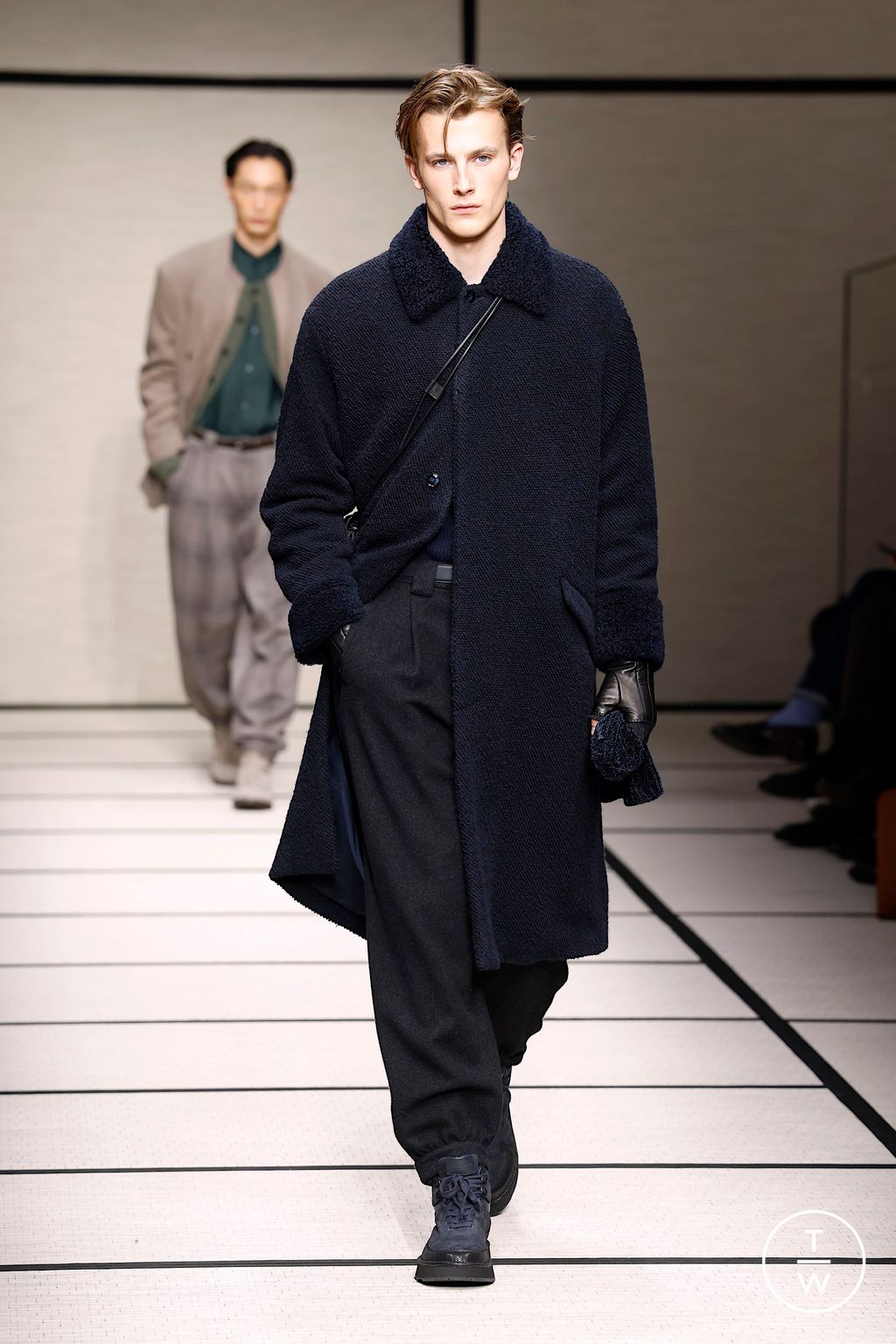 Fashion Week Milan Fall/Winter 2025 look 75 de la collection Giorgio Armani menswear