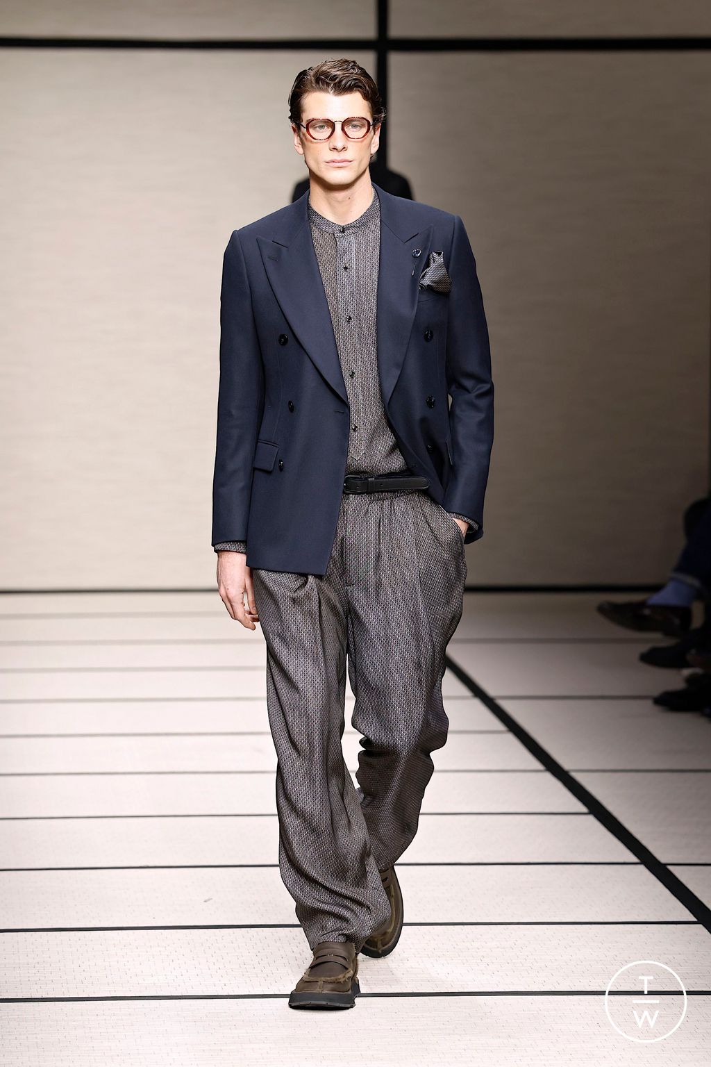 Fashion Week Milan Fall/Winter 2025 look 85 de la collection Giorgio Armani menswear