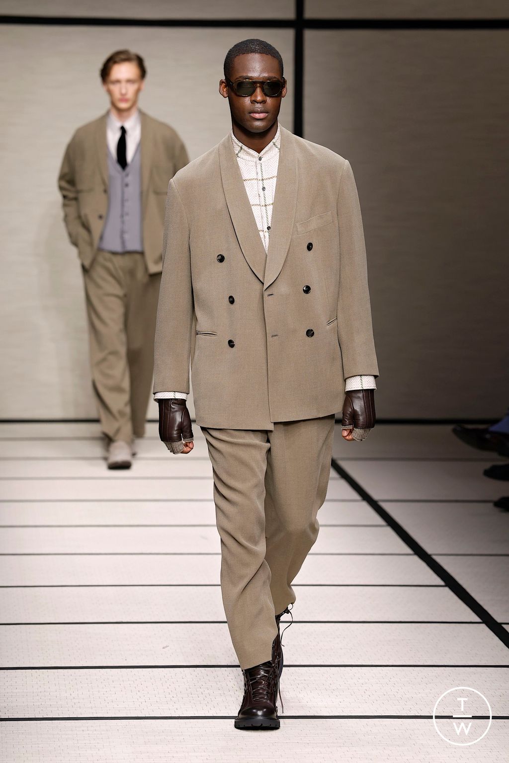Fashion Week Milan Fall/Winter 2025 look 89 de la collection Giorgio Armani menswear