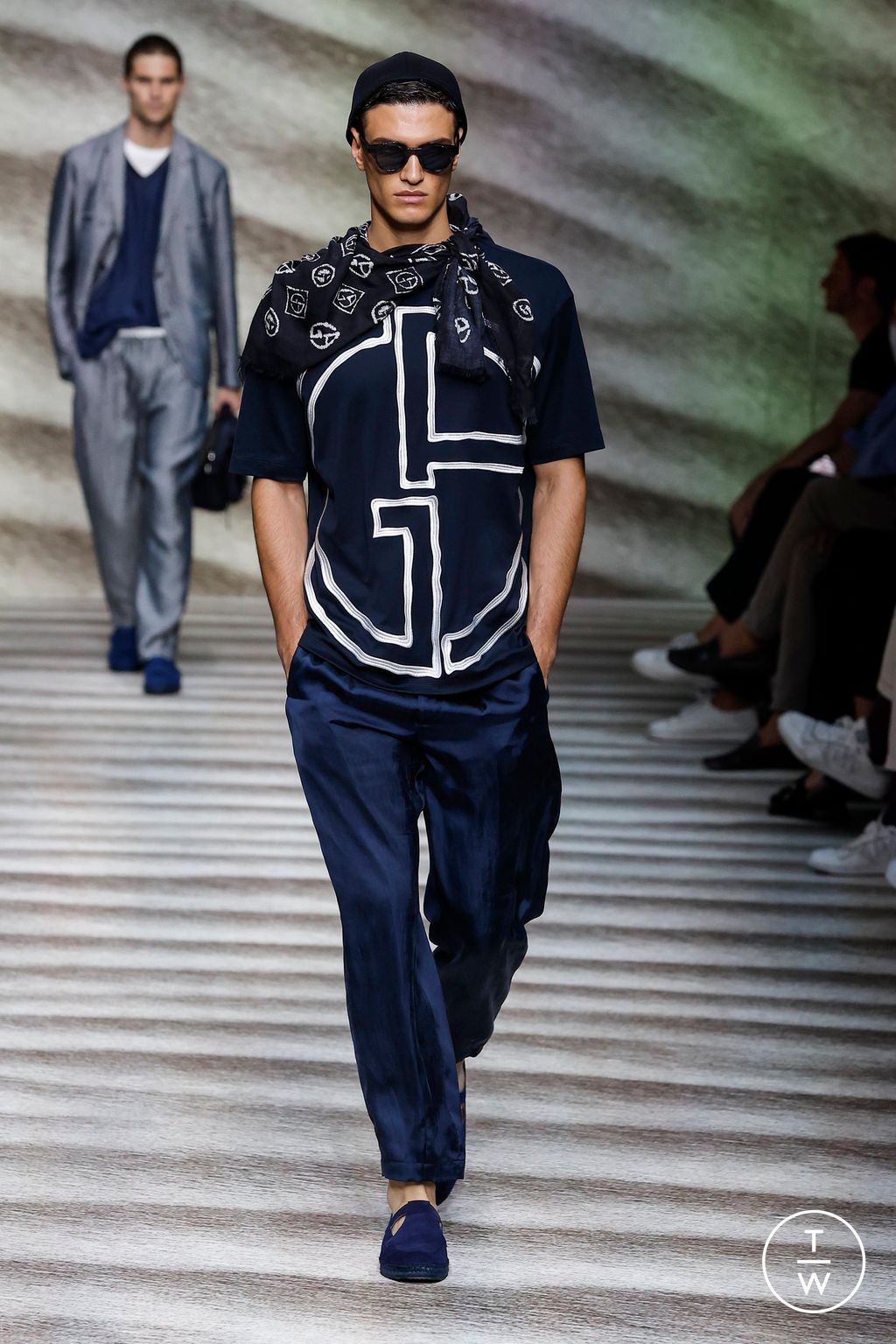 Fashion Week Milan Spring/Summer 2023 look 21 from the Giorgio Armani collection menswear