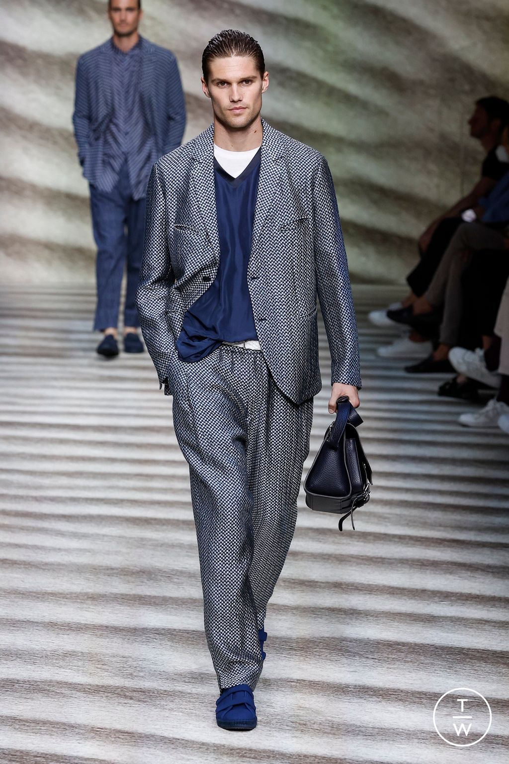 Fashion Week Milan Spring/Summer 2023 look 22 from the Giorgio Armani collection menswear