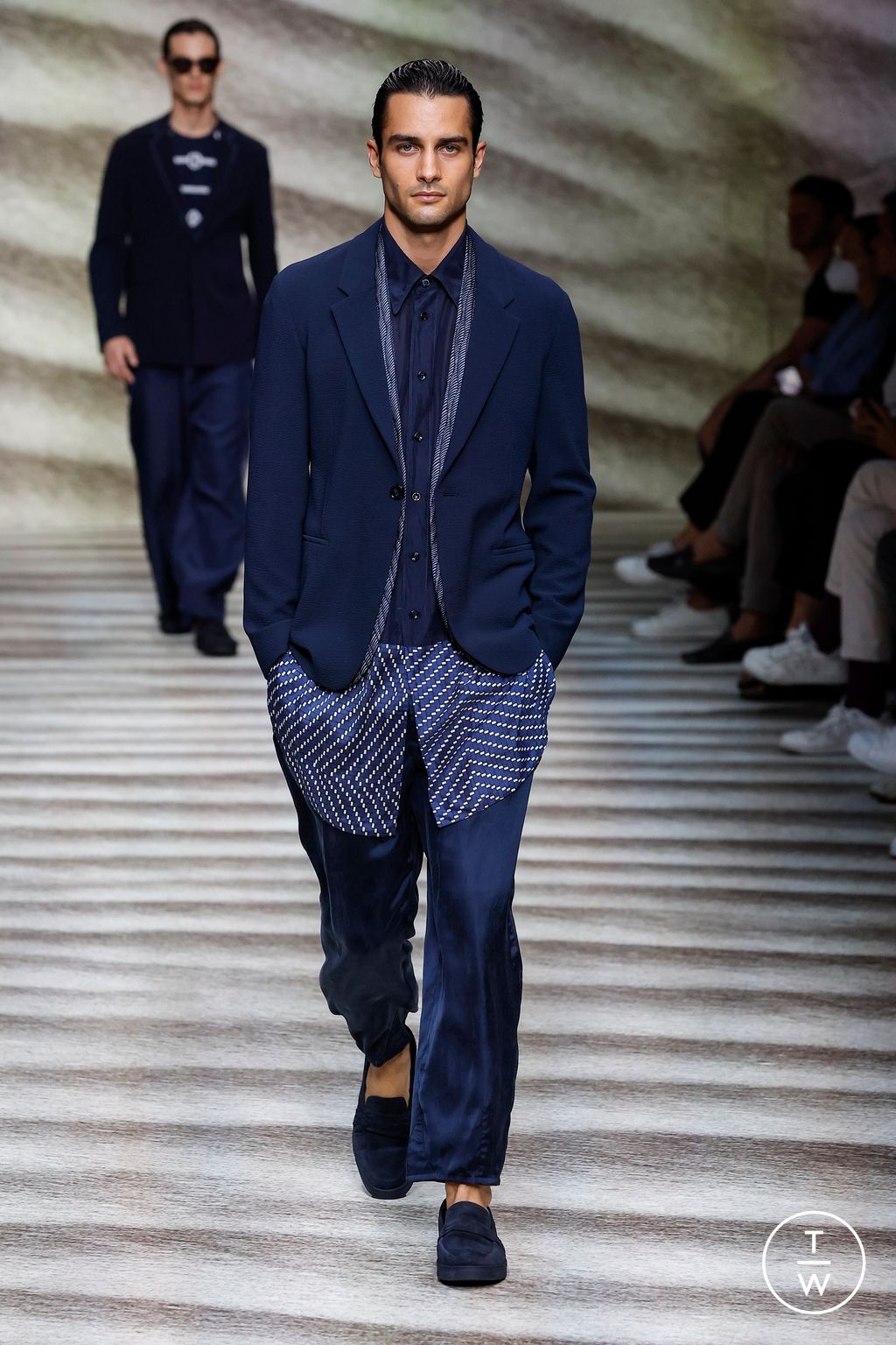 Fashion Week Milan Spring/Summer 2023 look 25 from the Giorgio Armani collection menswear