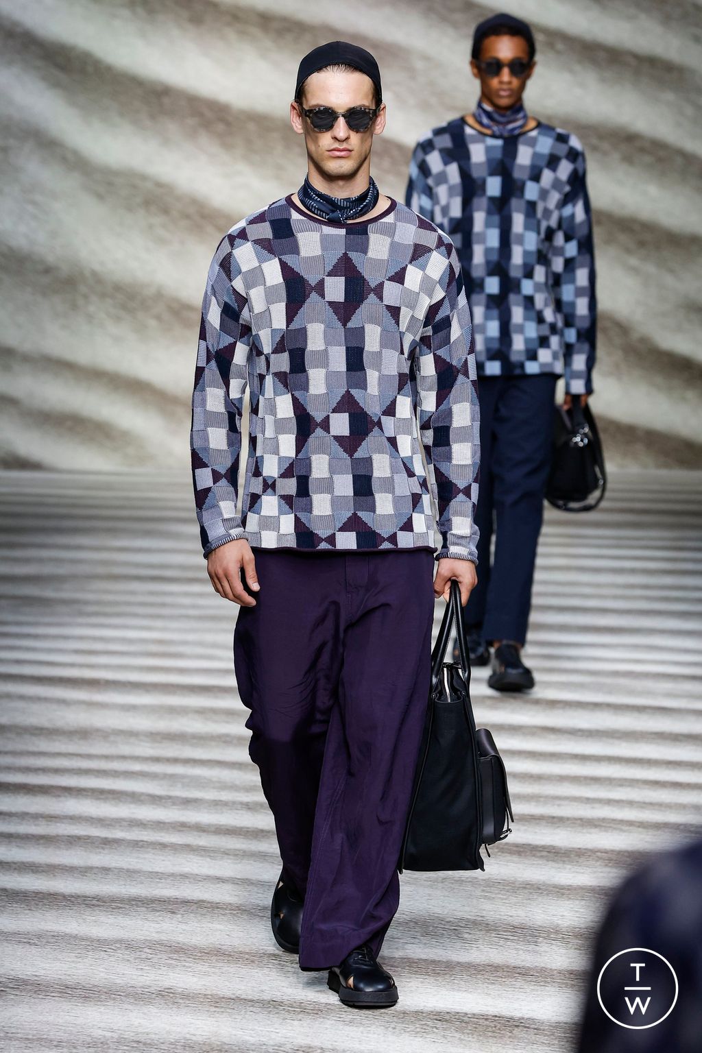 Fashion Week Milan Spring/Summer 2023 look 31 de la collection Giorgio Armani menswear