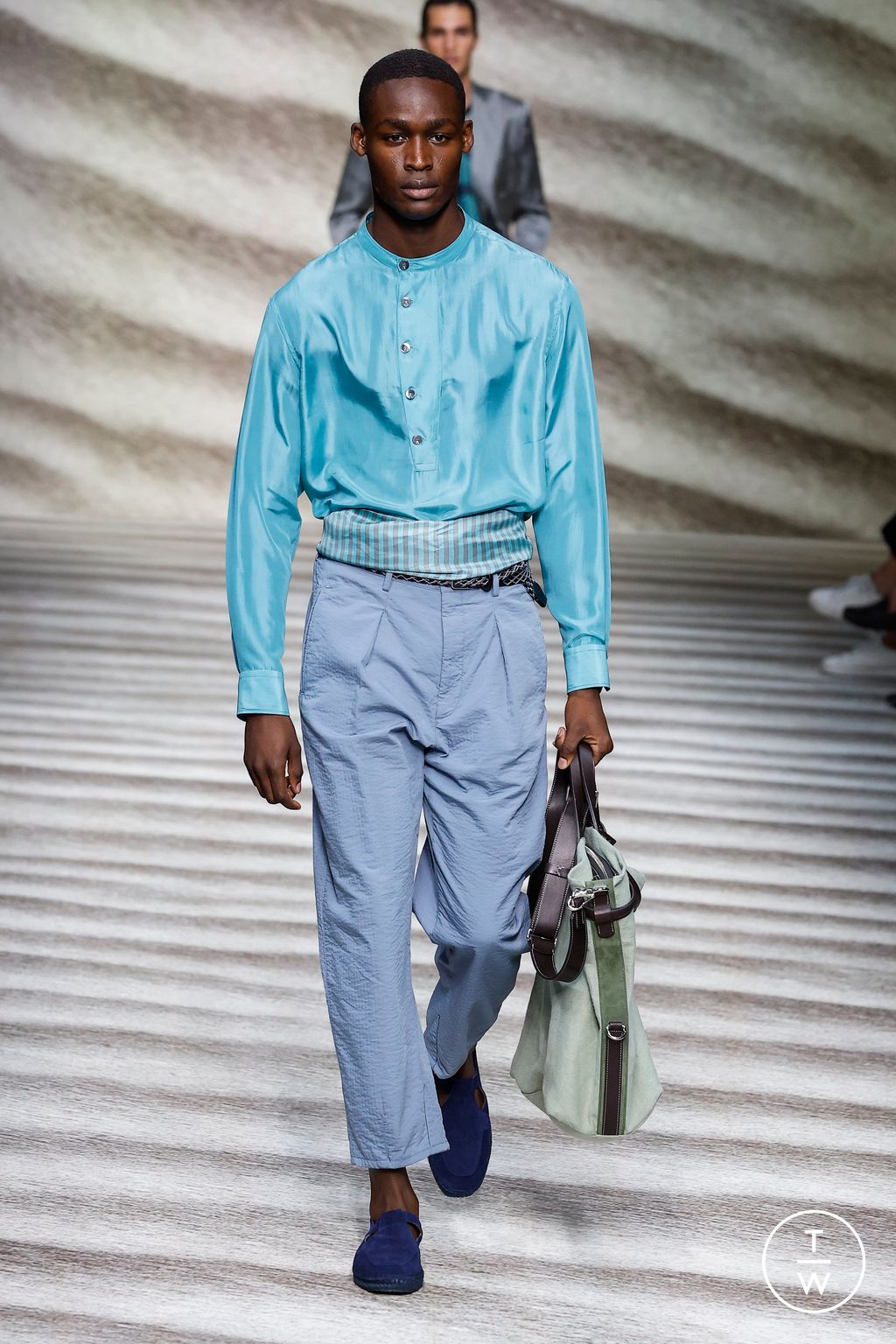 Fashion Week Milan Spring/Summer 2023 look 43 from the Giorgio Armani collection menswear