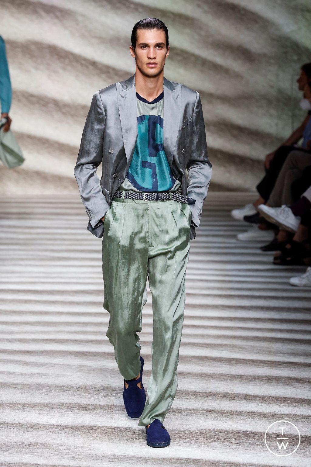 Fashion Week Milan Spring/Summer 2023 look 44 from the Giorgio Armani collection menswear