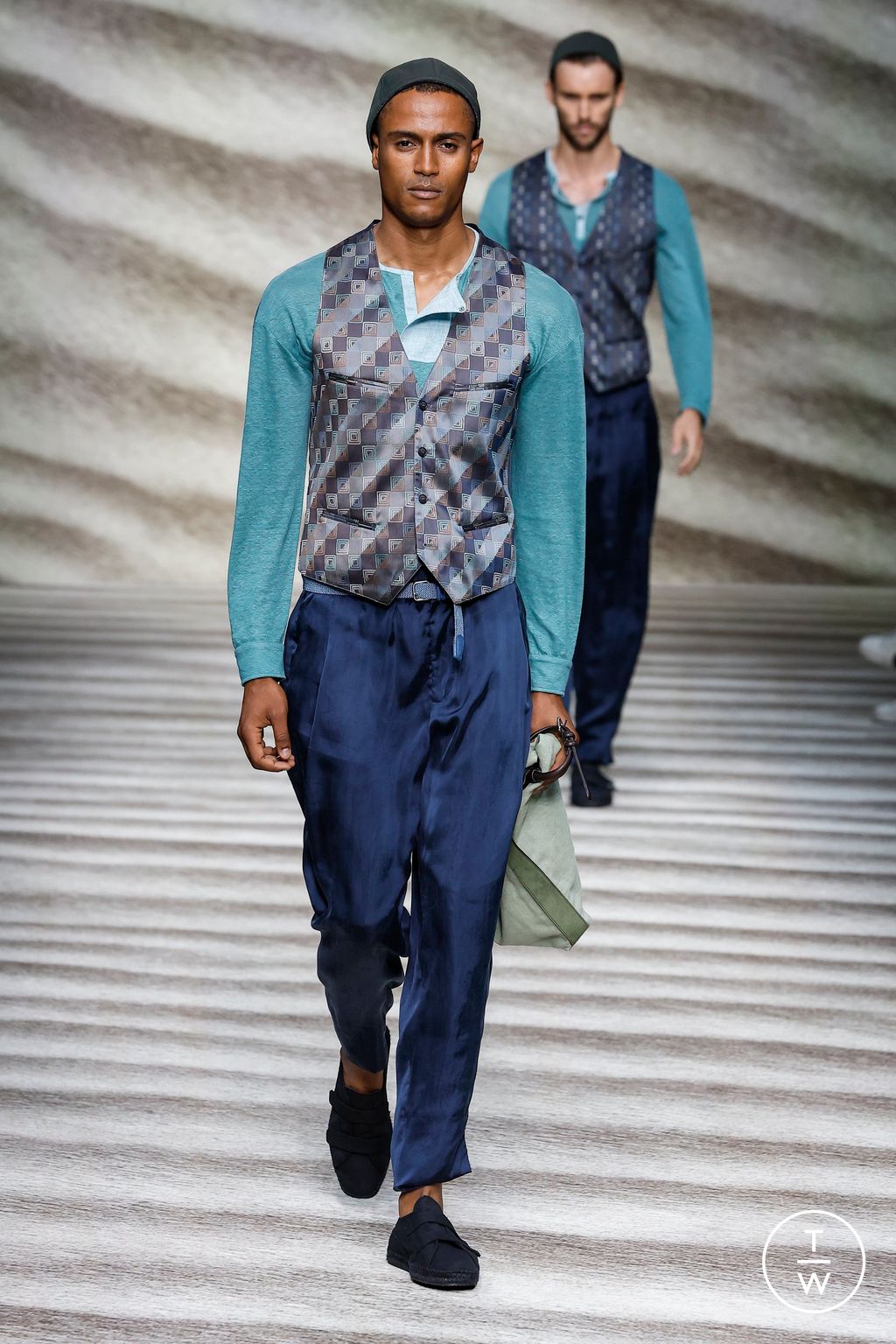 Fashion Week Milan Spring/Summer 2023 look 45 from the Giorgio Armani collection menswear