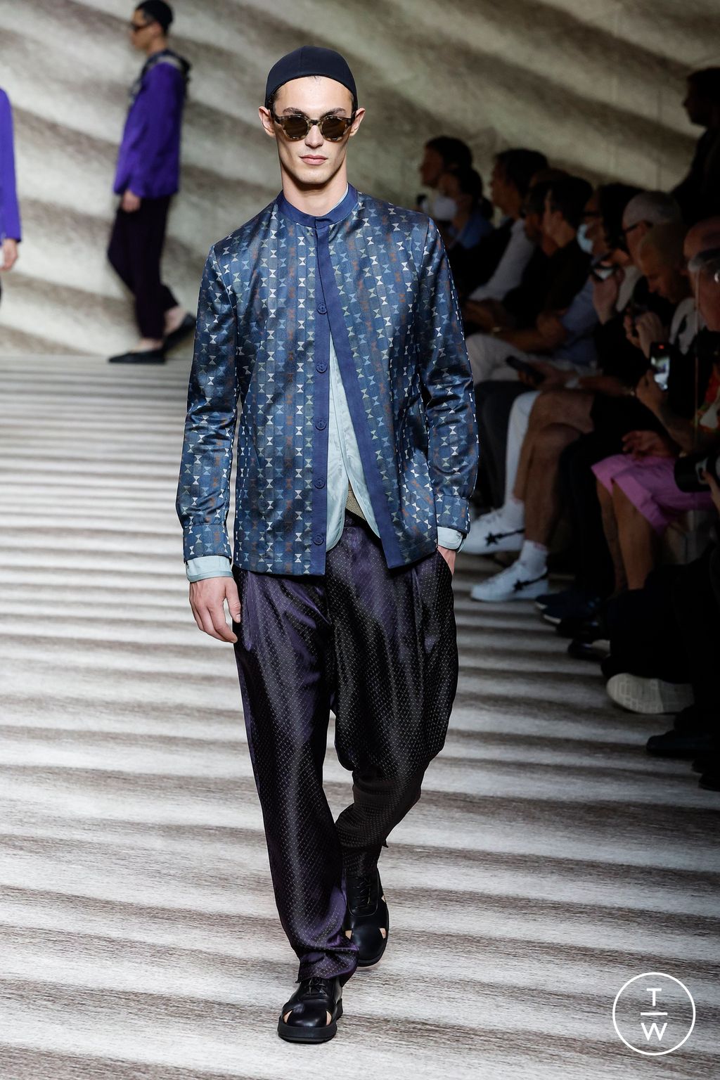 Fashion Week Milan Spring/Summer 2023 look 48 from the Giorgio Armani collection 男装