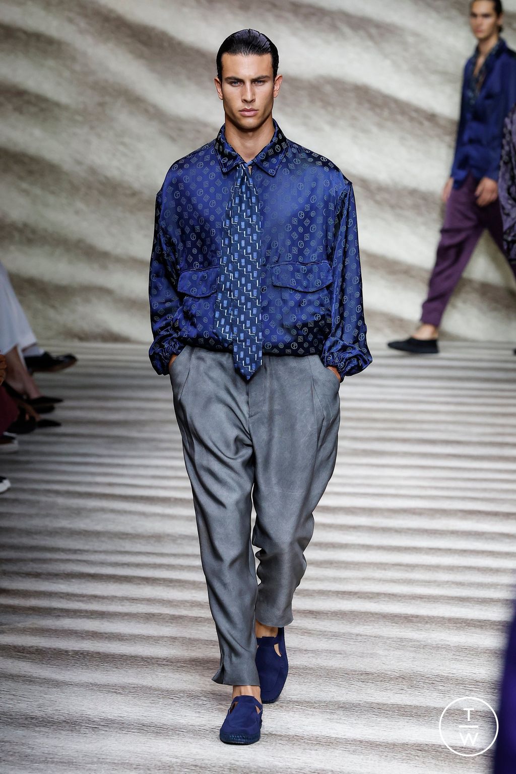 Fashion Week Milan Spring/Summer 2023 look 51 from the Giorgio Armani collection menswear