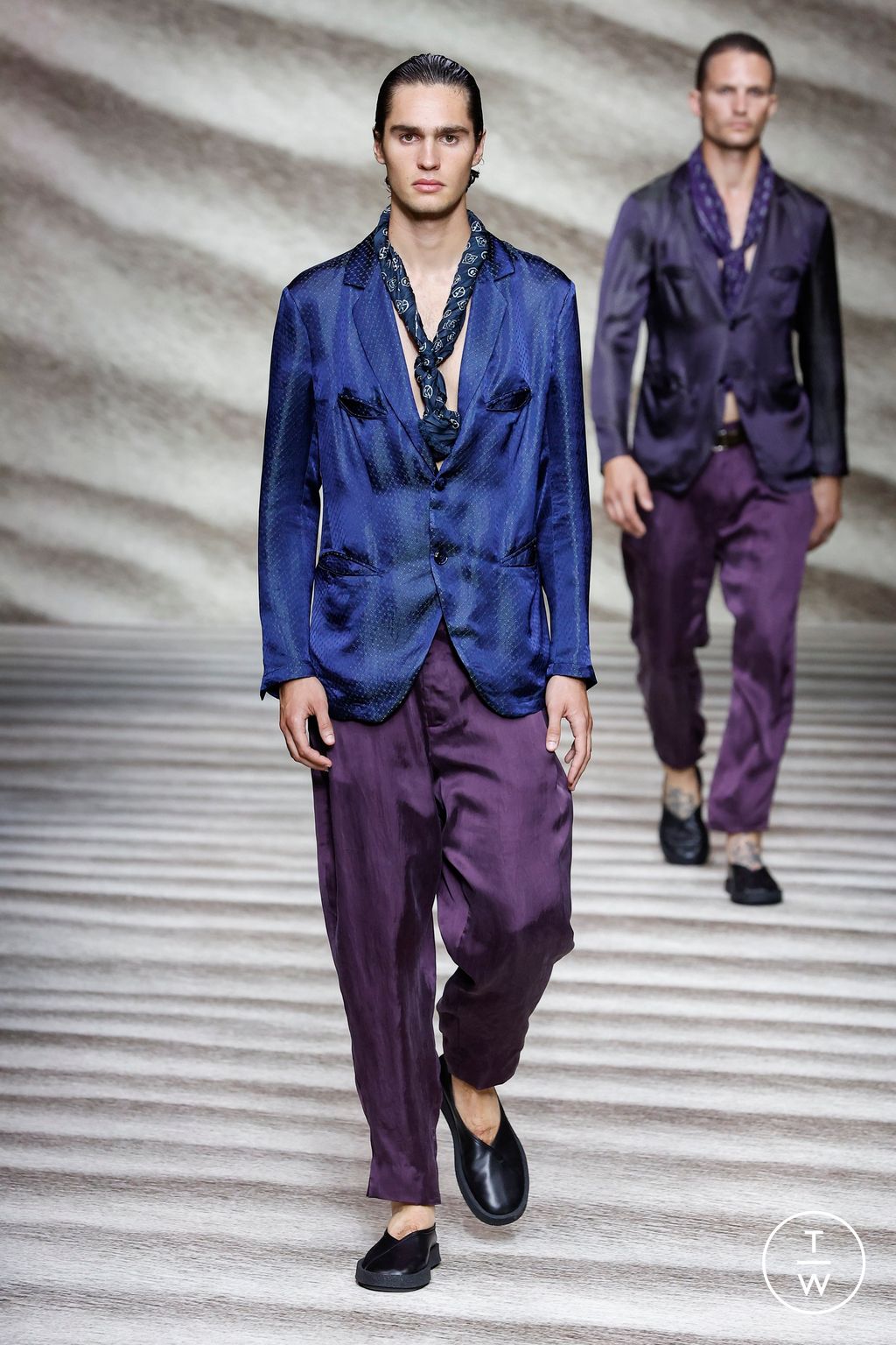 Fashion Week Milan Spring/Summer 2023 look 53 from the Giorgio Armani collection 男装
