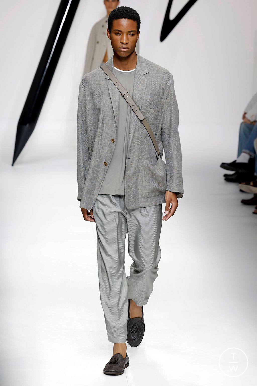 Fashion Week Milan Spring/Summer 2024 look 11 from the Giorgio Armani collection menswear