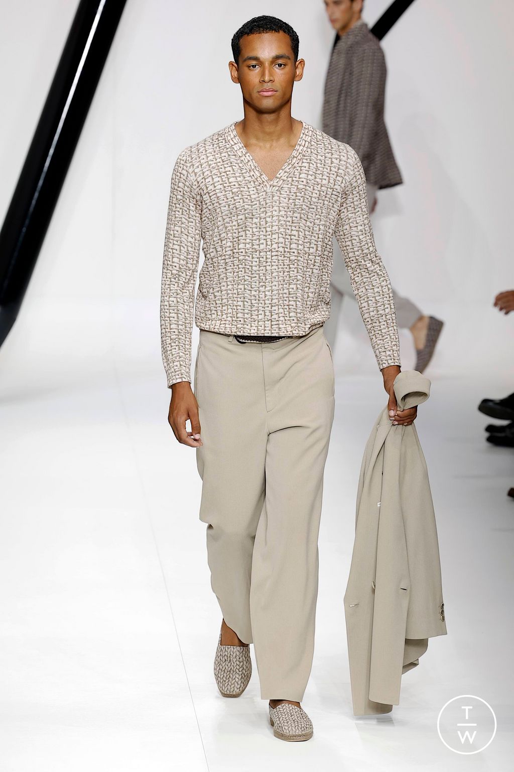 Fashion Week Milan Spring/Summer 2024 look 23 from the Giorgio Armani collection 男装