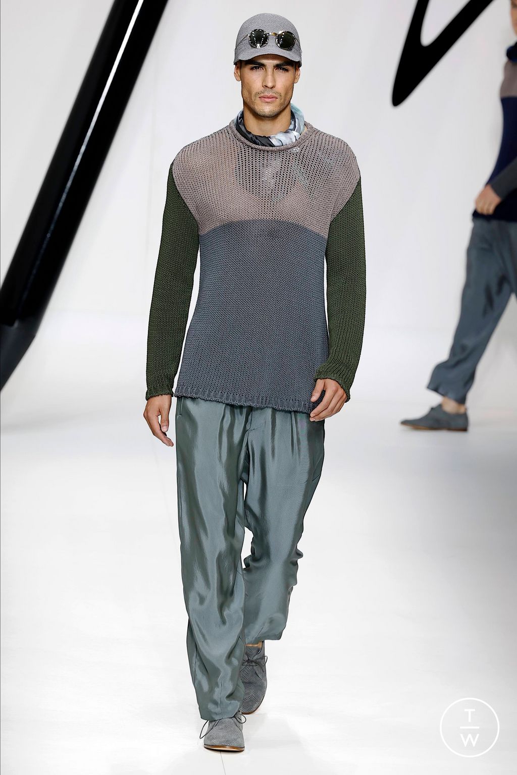 Fashion Week Milan Spring/Summer 2024 look 35 from the Giorgio Armani collection 男装