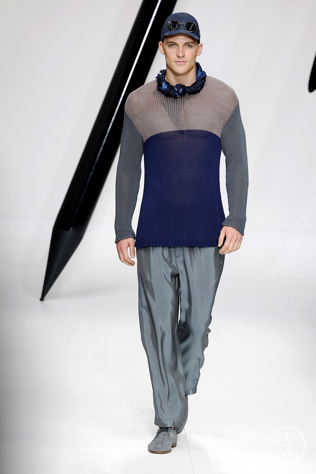 Fashion Week Milan Spring/Summer 2024 look 36 from the Giorgio Armani collection menswear