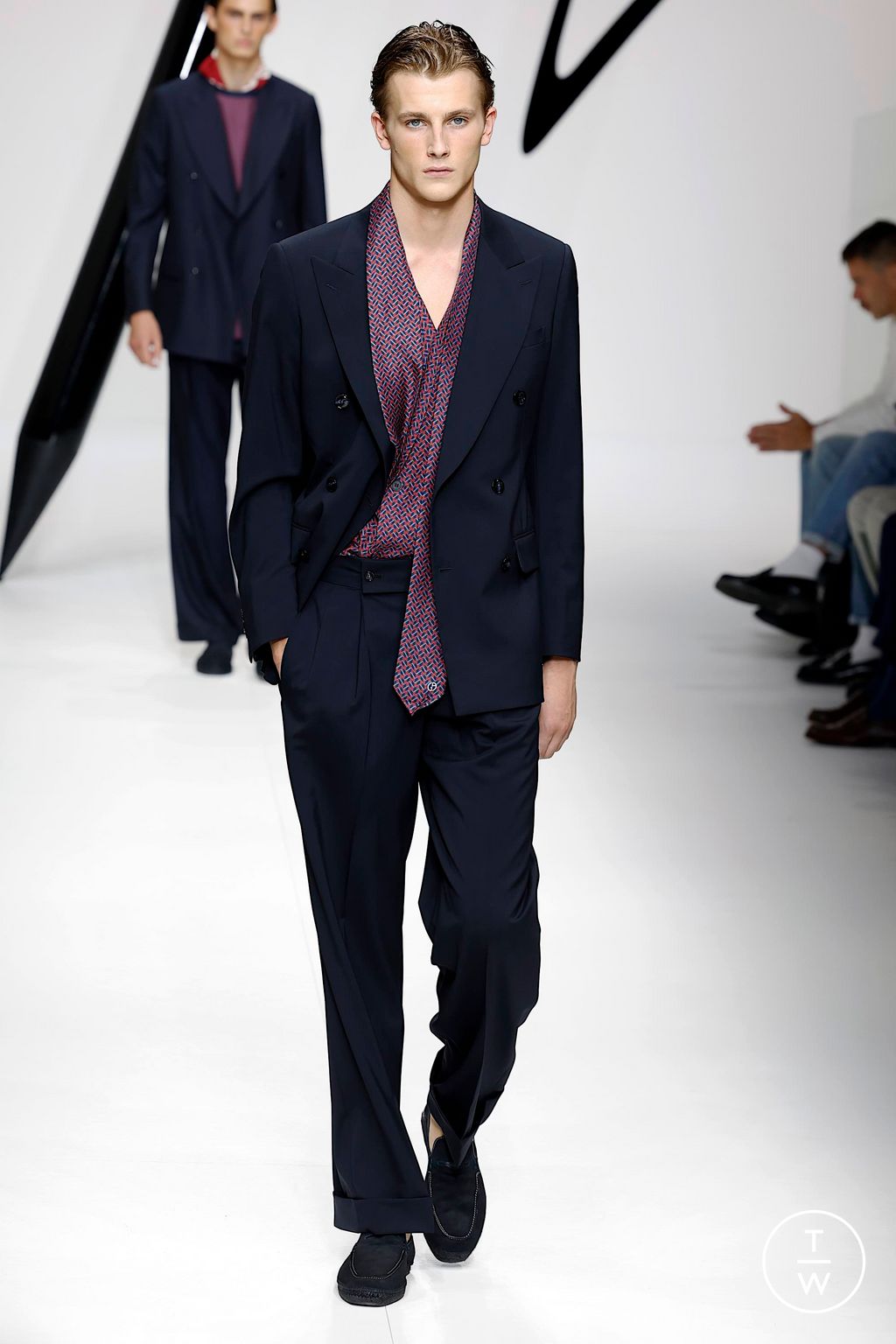 Fashion Week Milan Spring/Summer 2024 look 60 from the Giorgio Armani collection 男装