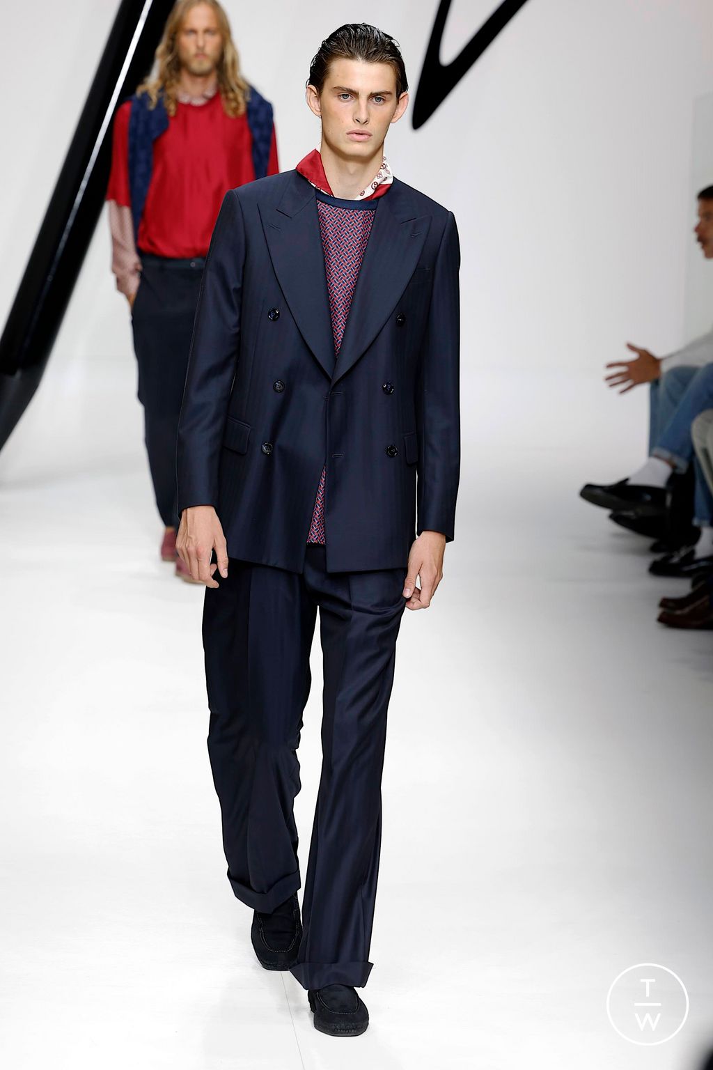 Fashion Week Milan Spring/Summer 2024 look 61 from the Giorgio Armani collection 男装