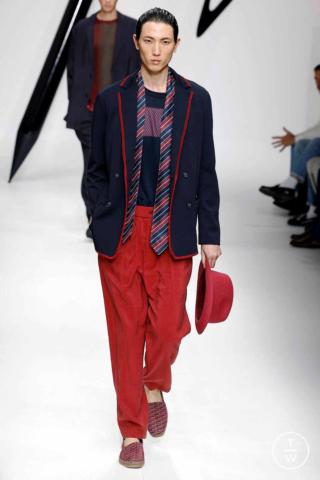 Fashion Week Milan Spring/Summer 2024 look 65 from the Giorgio Armani collection menswear