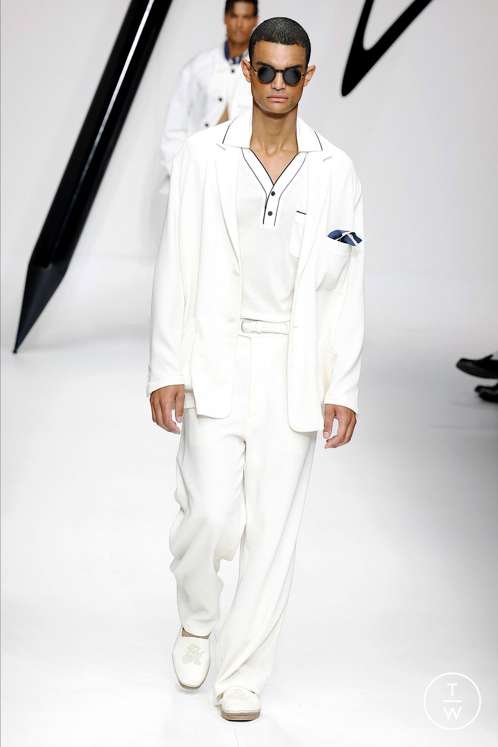 Fashion Week Milan Spring/Summer 2024 look 71 from the Giorgio Armani collection menswear
