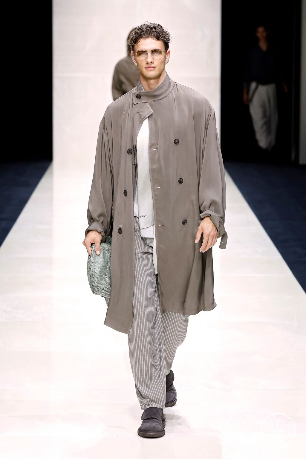 Fashion Week Milan Spring-Summer 2025 look 53 de la collection Giorgio Armani menswear