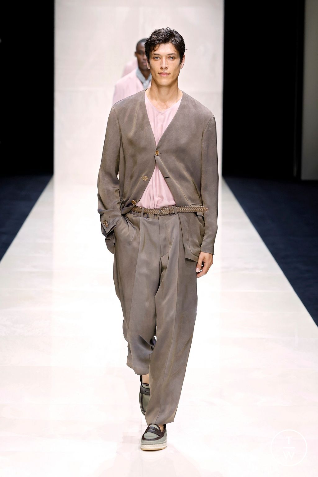 Fashion Week Milan Spring-Summer 2025 look 62 from the Giorgio Armani collection menswear