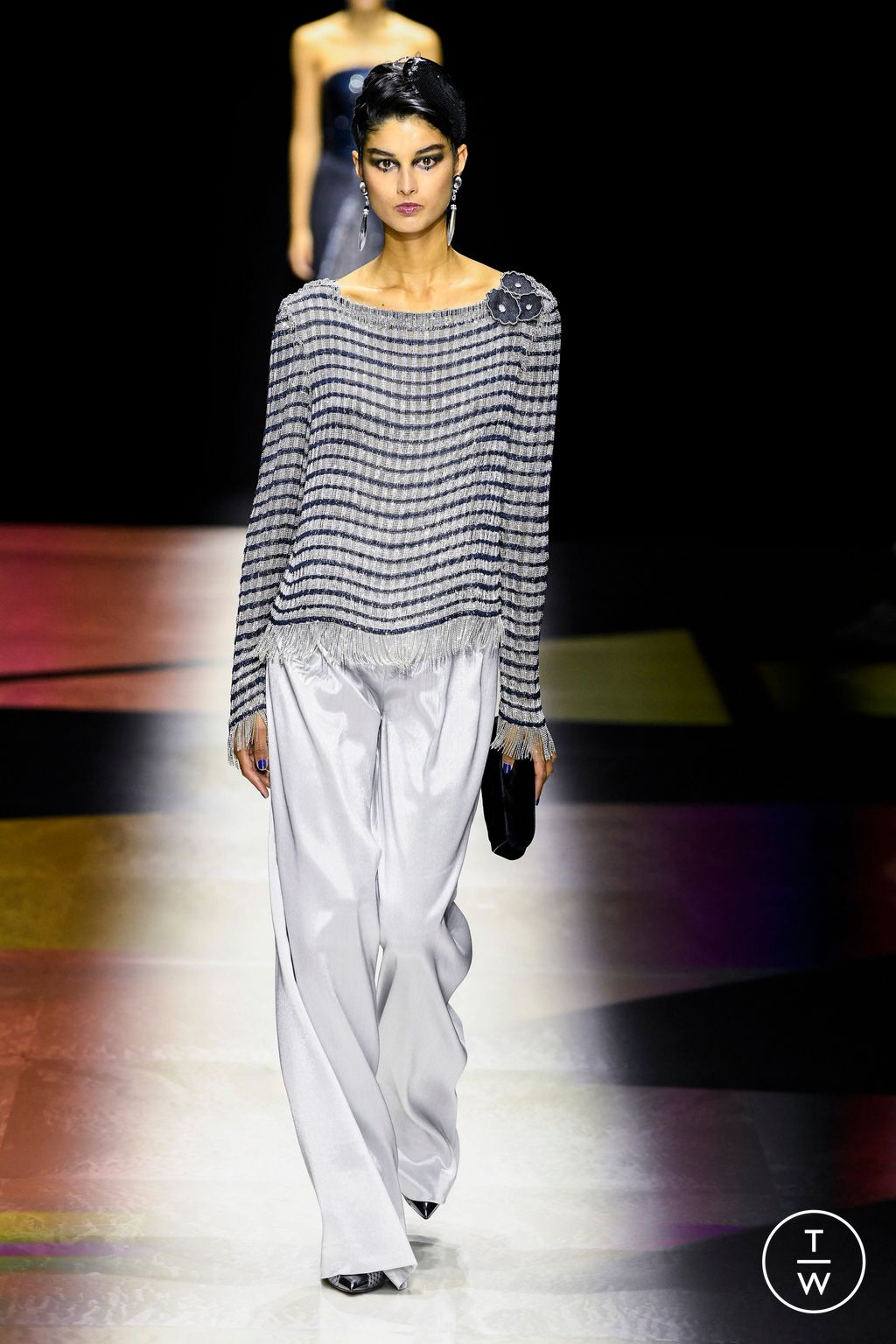 Fashion Week Paris Fall/Winter 2022 look 10 from the Giorgio Armani Privé collection 高级定制