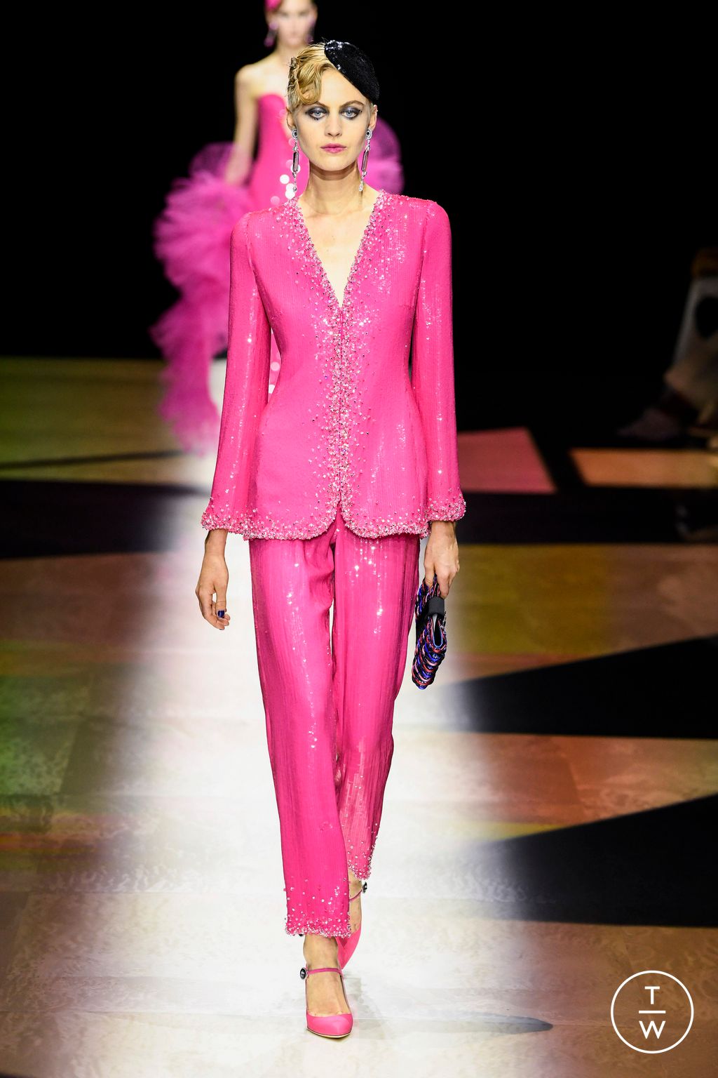 Fashion Week Paris Fall/Winter 2022 look 51 from the Giorgio Armani Privé collection 高级定制