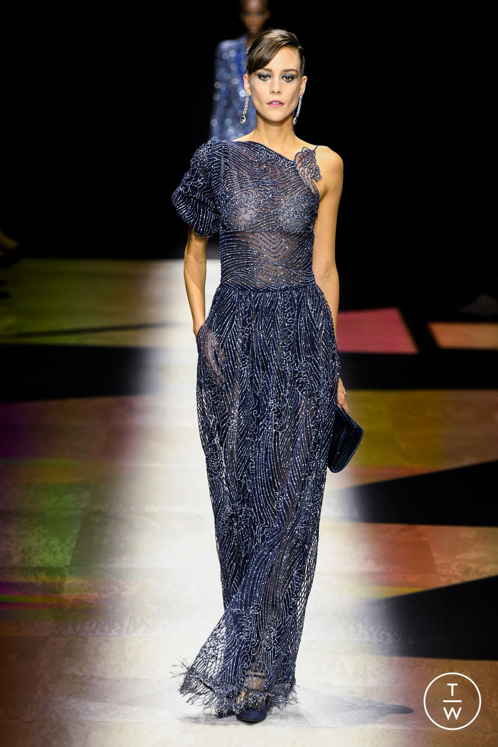 Fashion Week Paris Fall/Winter 2022 look 73 from the Giorgio Armani Privé collection 高级定制