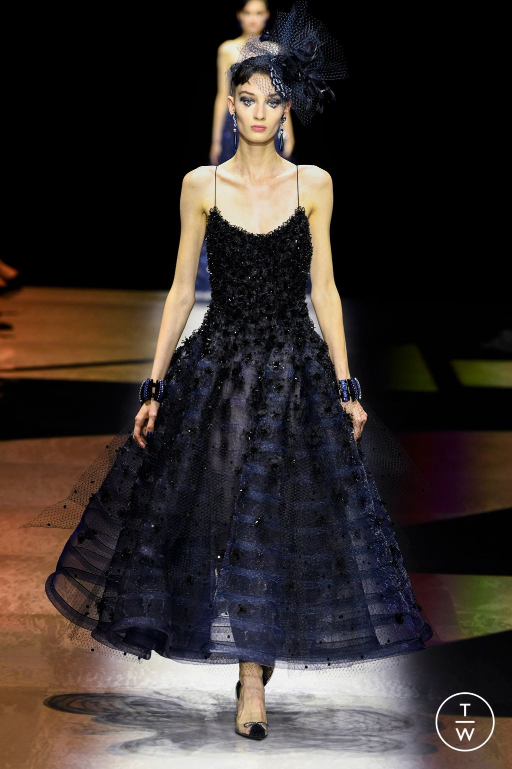Fashion Week Paris Fall/Winter 2022 look 82 from the Giorgio Armani Privé collection couture