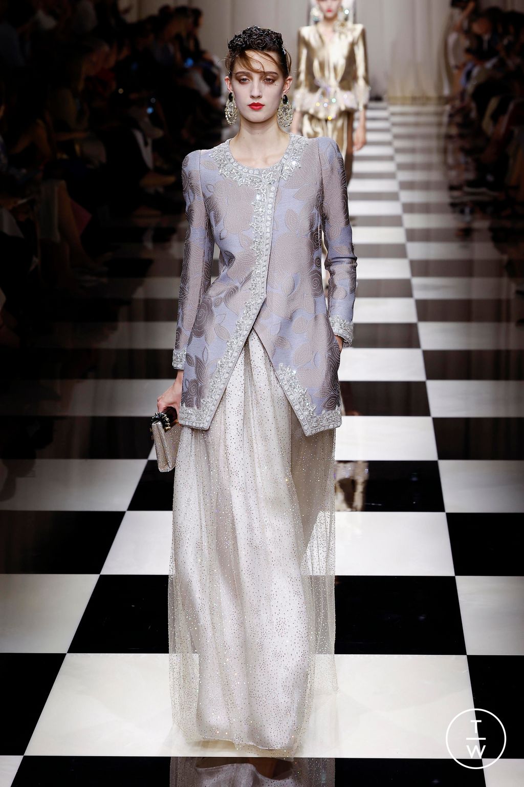 Fashion Week Paris Fall/Winter 2023 look 19 de la collection Giorgio Armani Privé couture